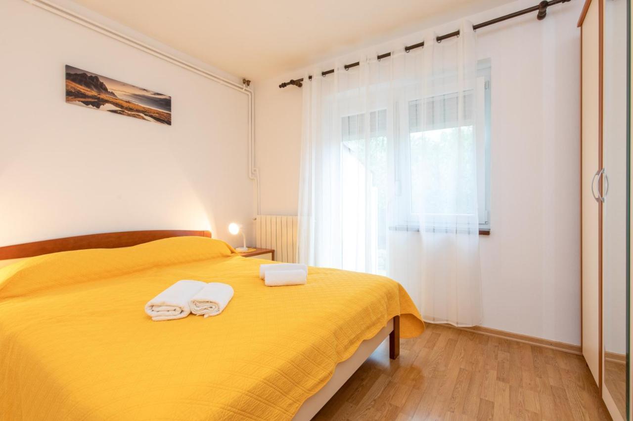 Apartamento Justic Krk Town Exterior foto