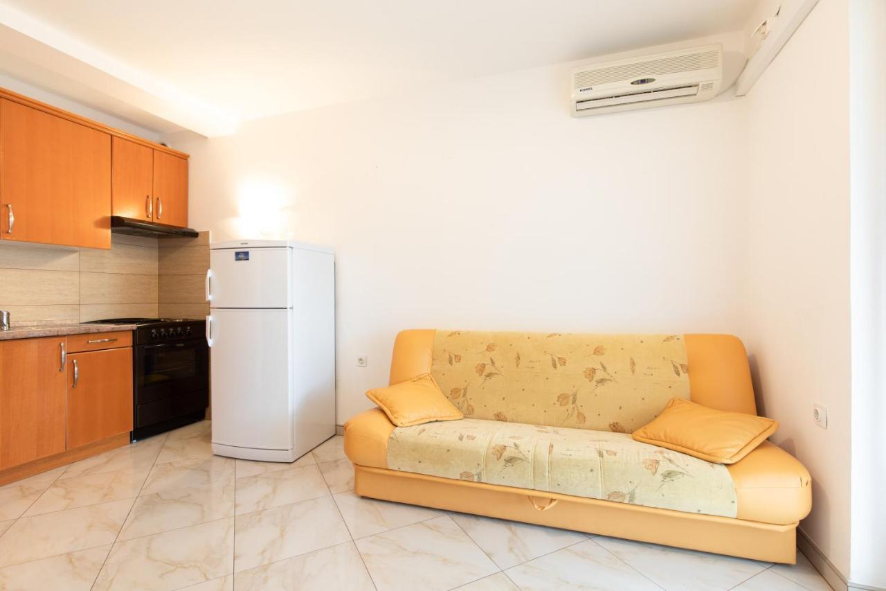 Apartamento Justic Krk Town Exterior foto